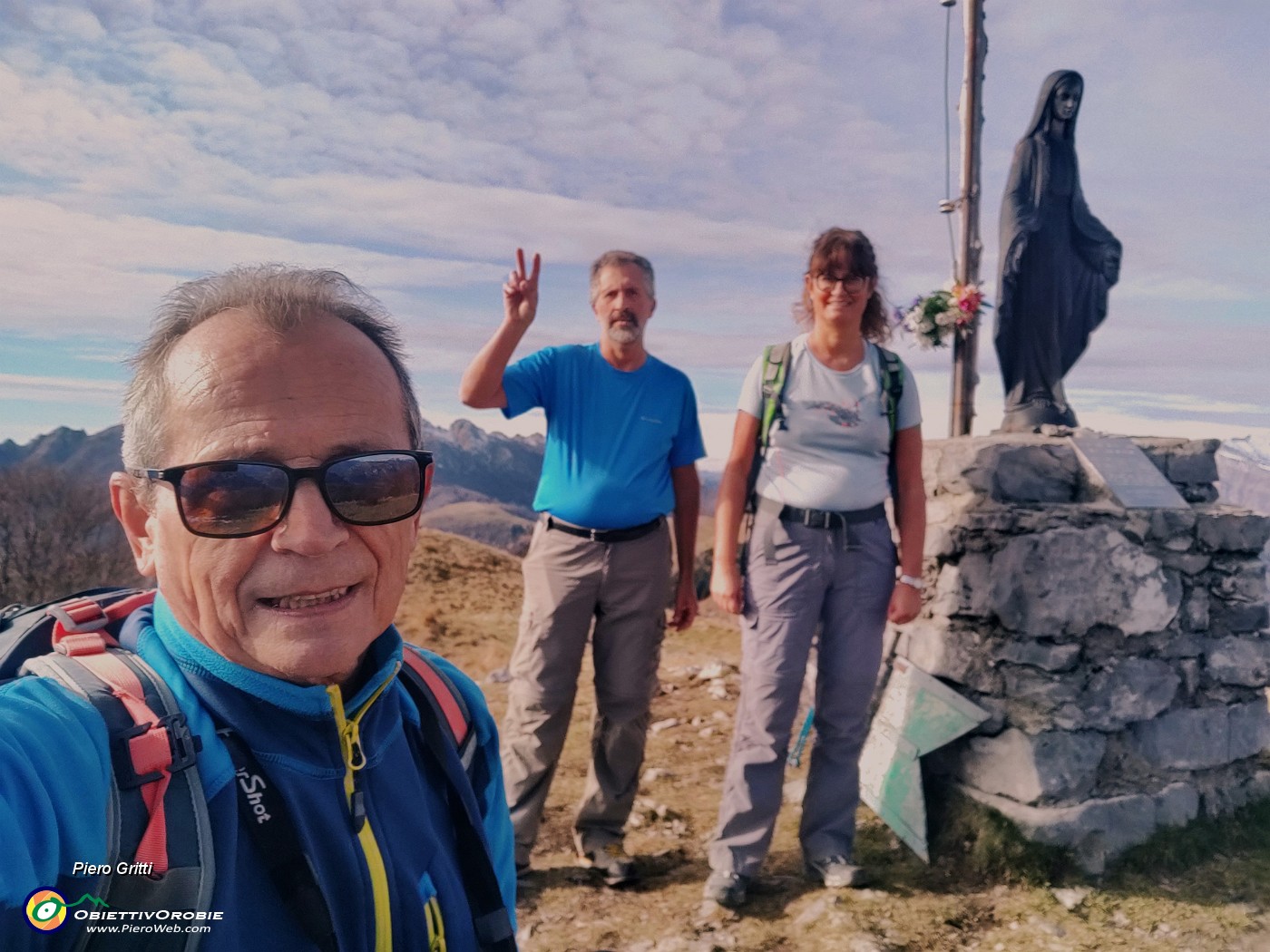 42 Alla Madonnina dei Canti (1563 m).jpg